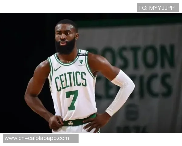 末节狂砍14分杰伦布朗全场25投11中斩获31分9篮板2助攻2封盖表现出色