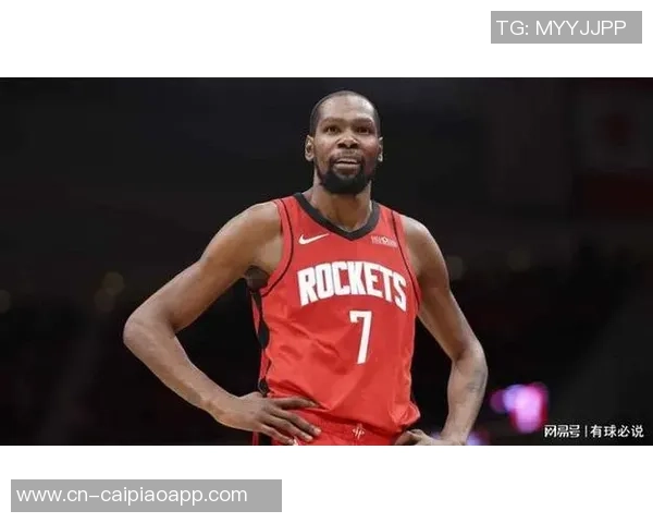 杜兰特赛季开局表现惊艳场均30分高效命中率限制对手运动战表现不佳