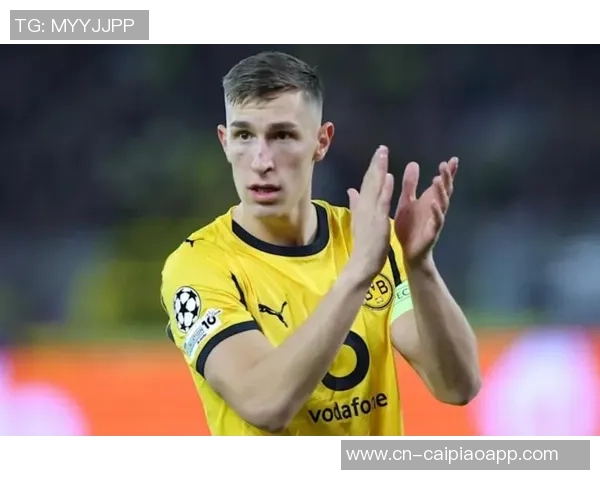 马特乌斯建议拜仁若失去于帕应关注多特后卫施洛特贝克引援 马特乌斯建议拜仁若失去于帕应关注多特后卫施洛特贝克引援